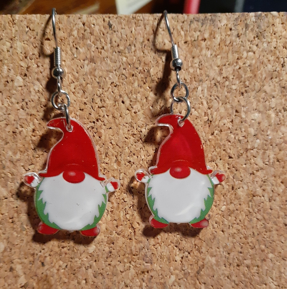 Holiday gnome earrings